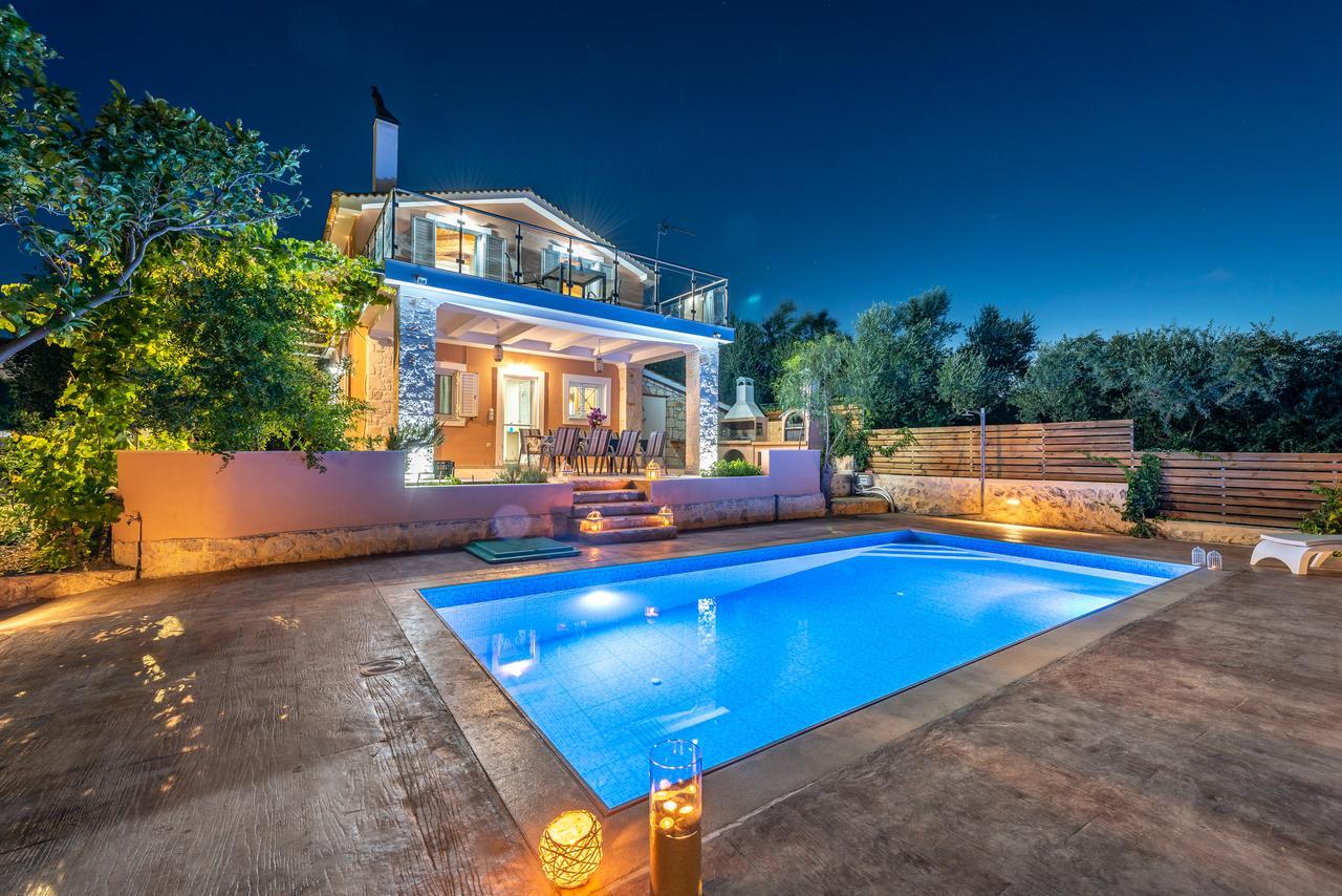 Villa Antonio Romíri Kültér fotó